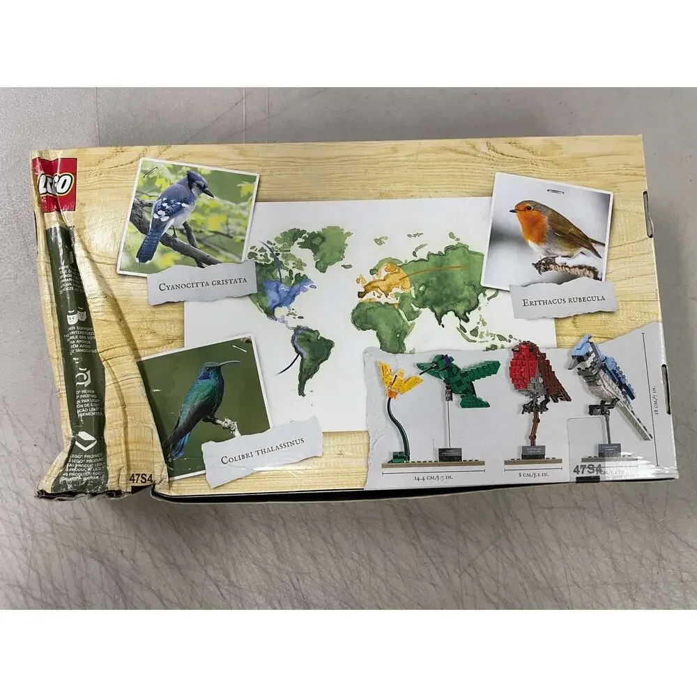 LEGO Ideas 21301 Birds Building Set 580 Pieces New Box Damaged